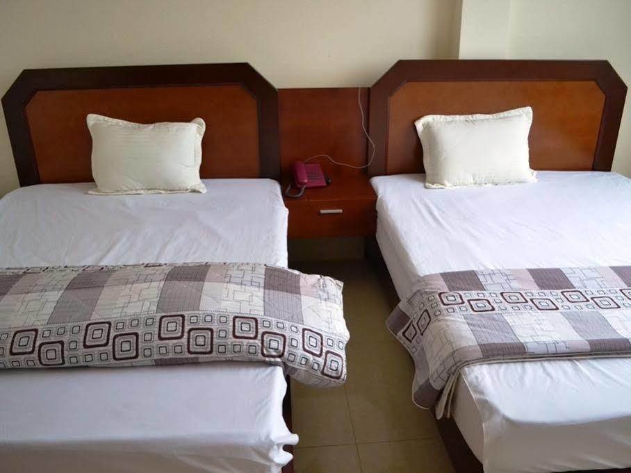 Thu Ha Hotel Dong Khe Sau Екстериор снимка